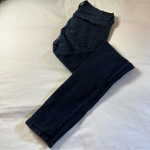 BDG Skinny Jeans Sz 26